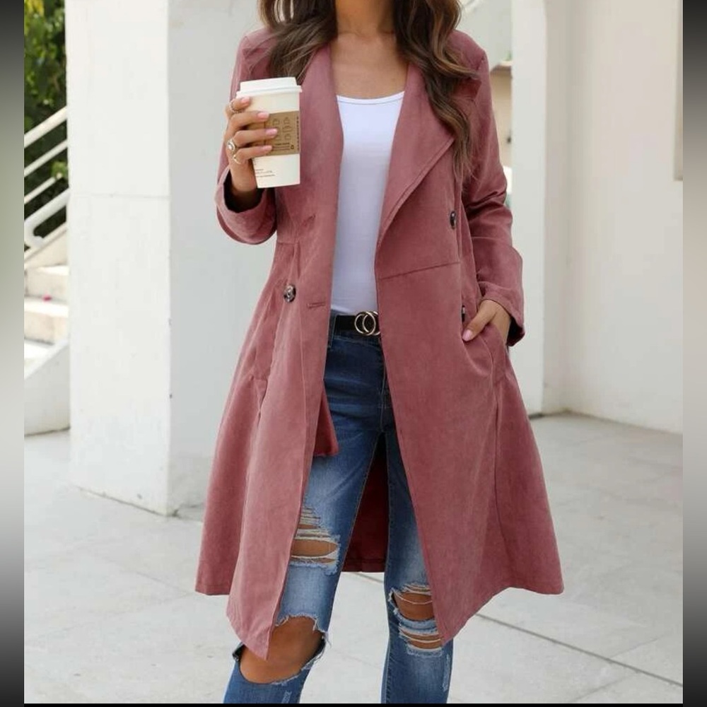 Coat. Rose pink color